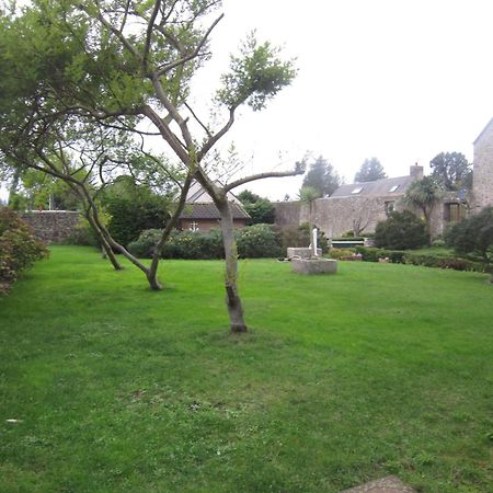 Les Embruns Apartman Saint-Vaast-la-Hougue Kültér fotó